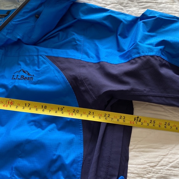 LL Bean Rain Jacket - Picture 7 of 12